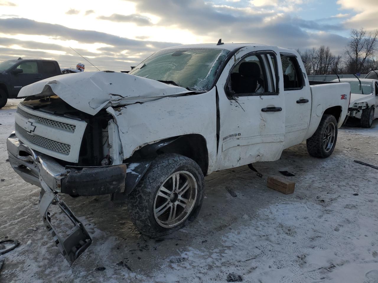  Salvage Chevrolet Silverado