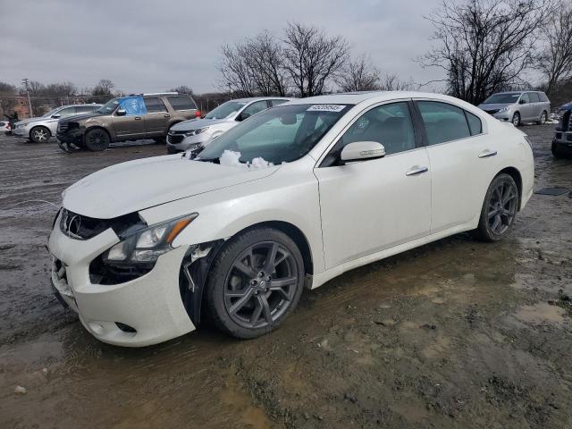 NISSAN MAXIMA S