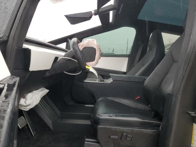 2024 TESLA CYBERTRUCK 7G2CEHED6RA010128