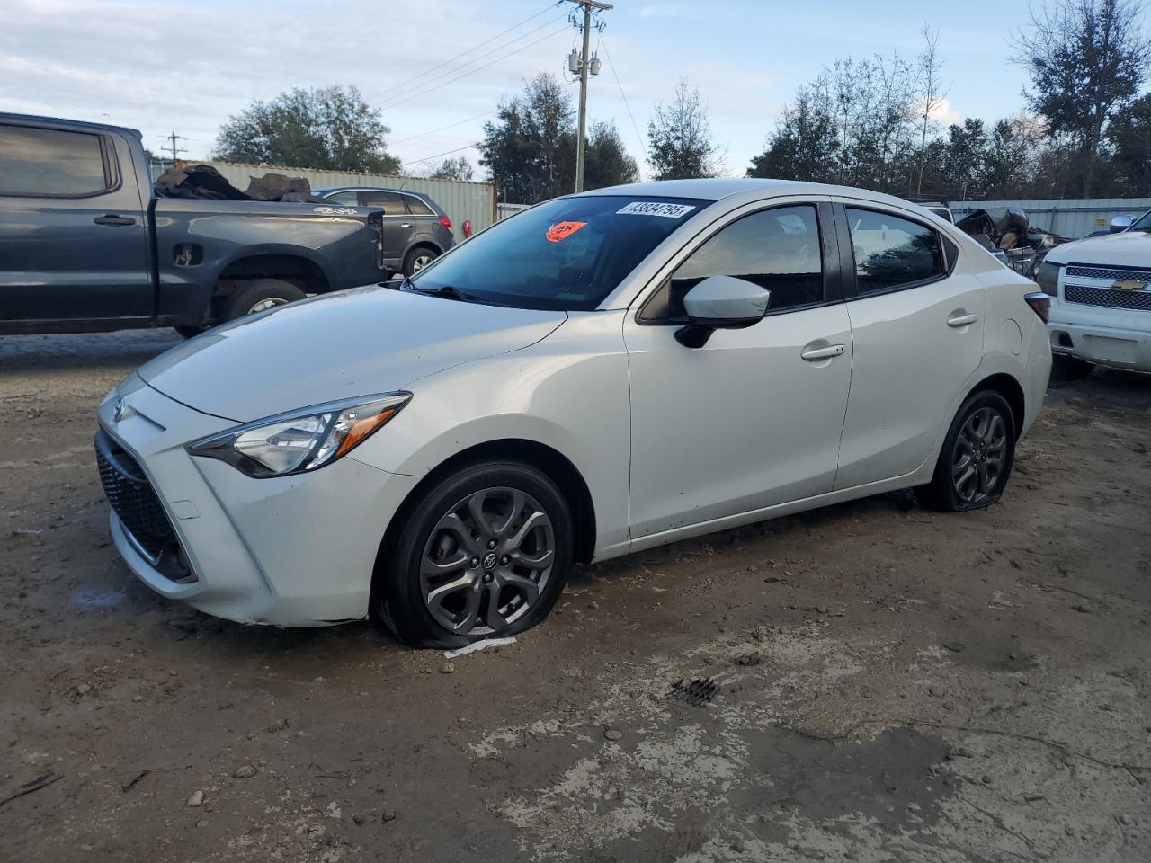 3MYDLBYV7KY527046 TOYOTA YARIS L 2019
