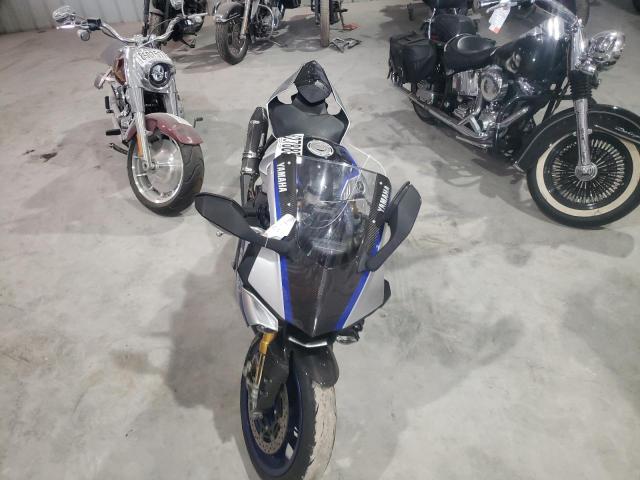 2018 YAMAHA YZFR1M JYARN40E3JA000805