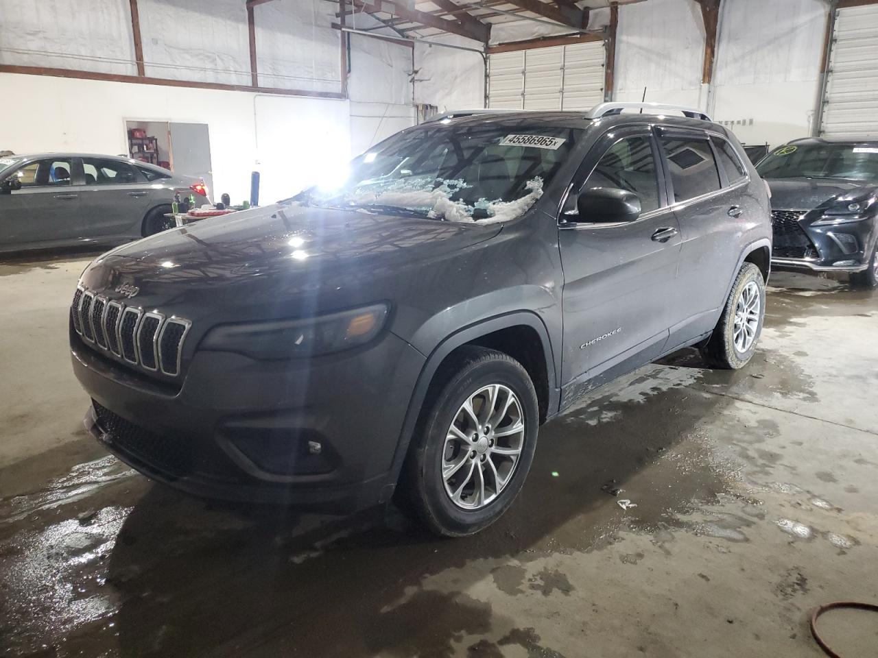 JEEP GRAND CHEROKEE LATITUDE PLUS