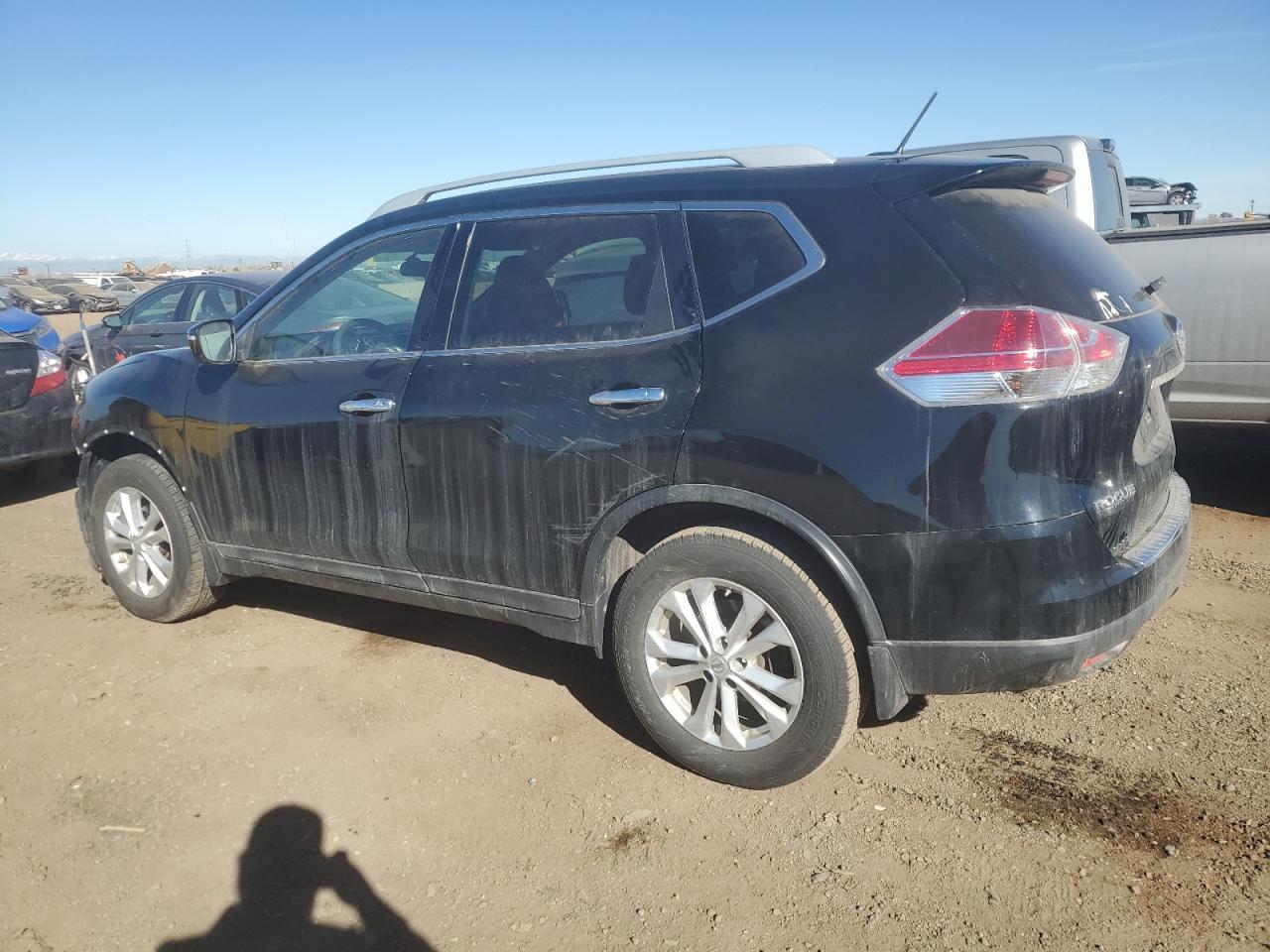 Nissan Rogue s 2014