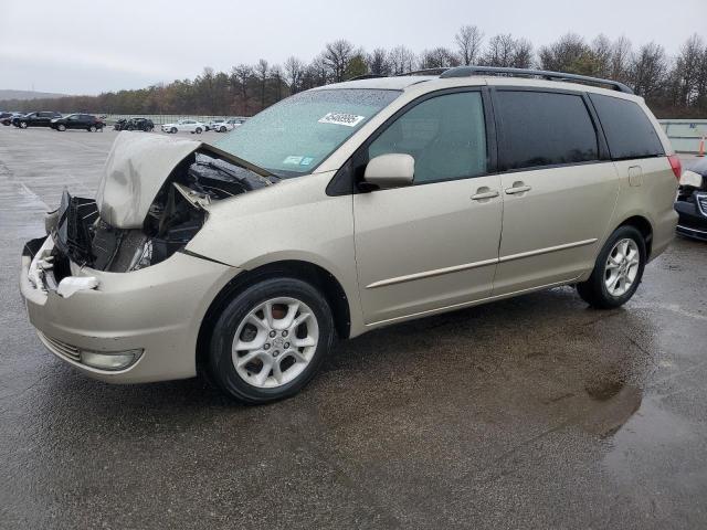 2004 TOYOTA SIENNA XLE #3137737518