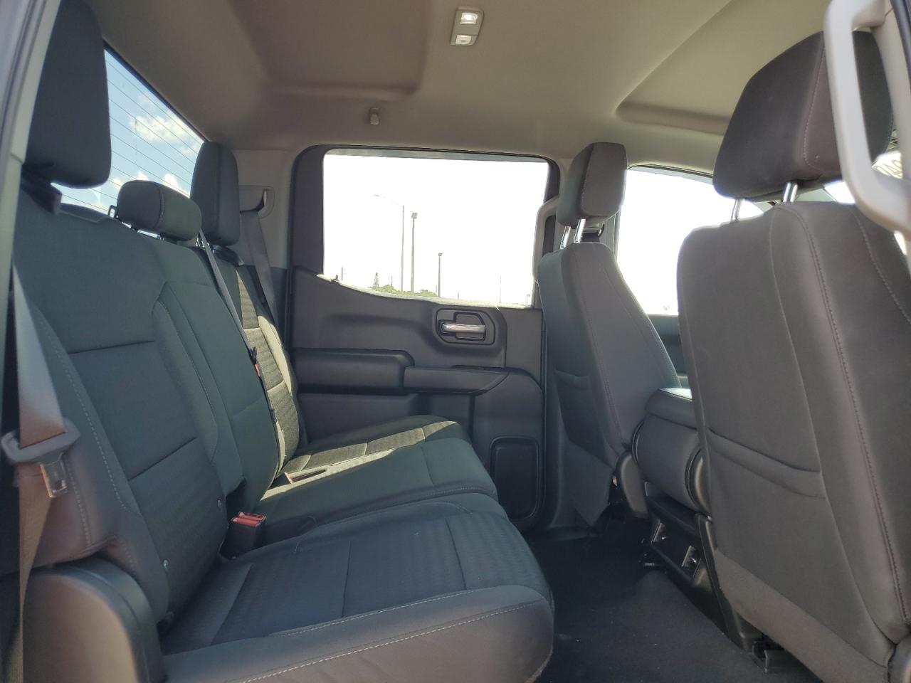 CHEVROLET SILVERADO C1500 CUSTOM