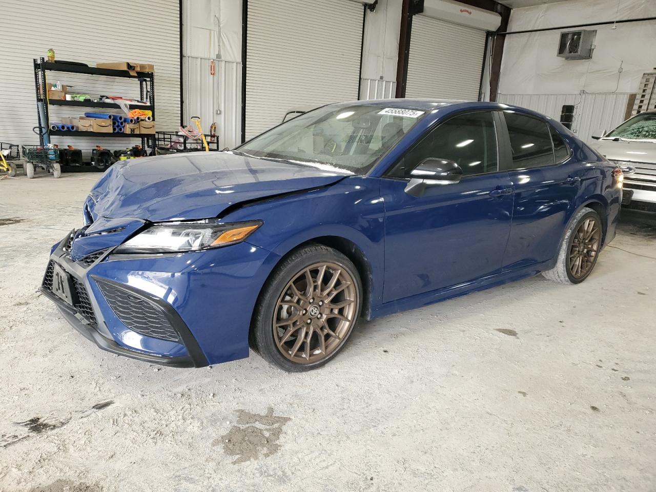 TOYOTA CAMRY SE NIGHT SHADE