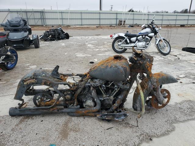 2017 HARLEY-DAVIDSON FLHXS STRE - 1HD1KRC18HB628846