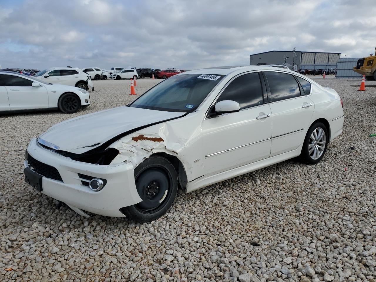 INFINITI M35 BASE