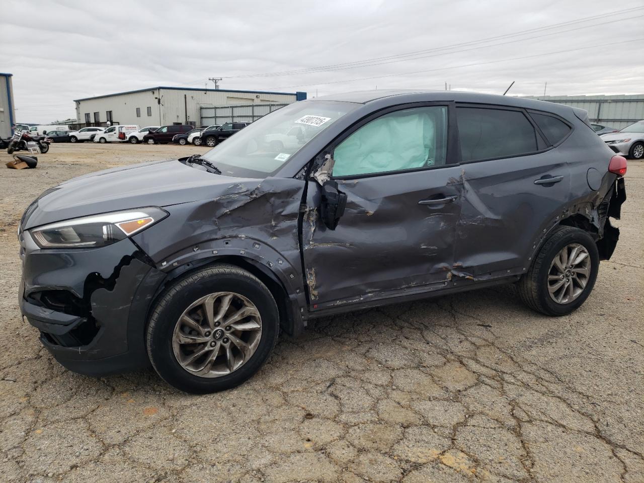 HYUNDAI TUCSON SE
