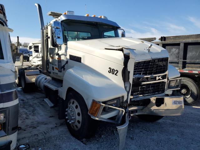 Global Auto Auctions: 2021 MACK PINNACLE