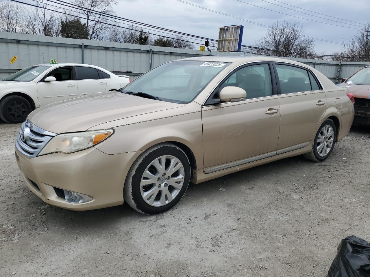 TOYOTA AVALON BASE
