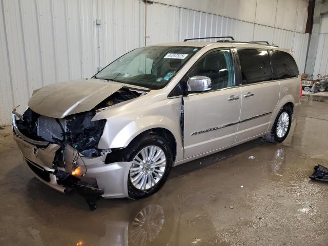 CHRYSLER TOWN & COUNTRY TOURING L