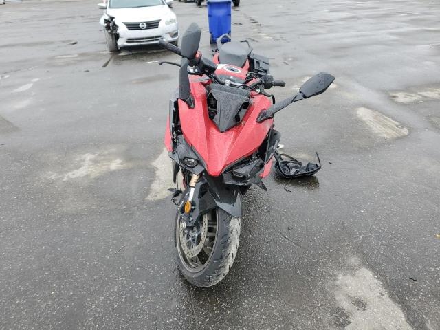 2024 SUZUKI GSX1000 GT JS1EK12B9R7100231