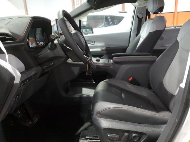 2024 TOYOTA SIENNA LE - 5TDGSKFC0RS146883