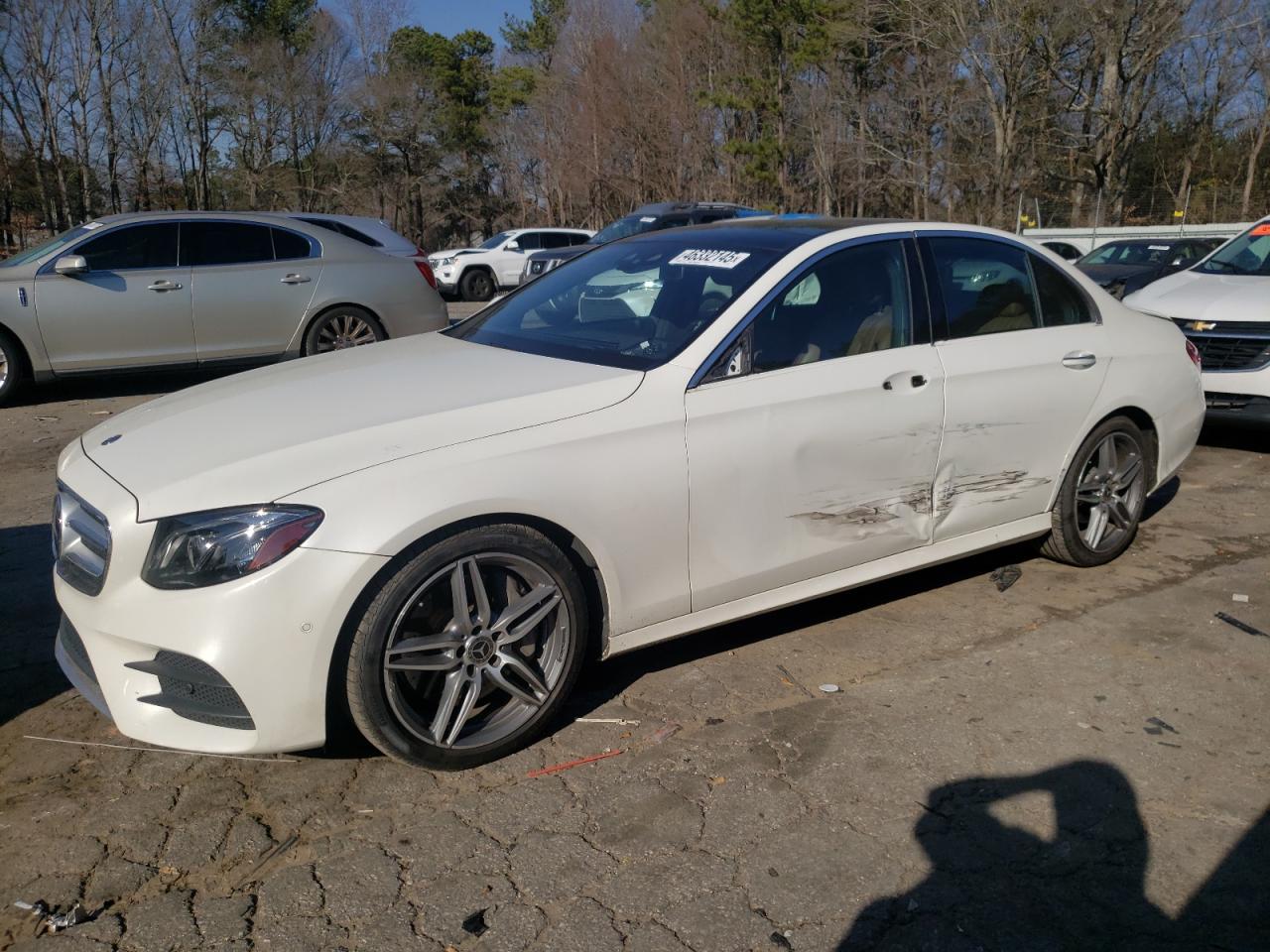 MERCEDES-BENZ E-CLASS 300