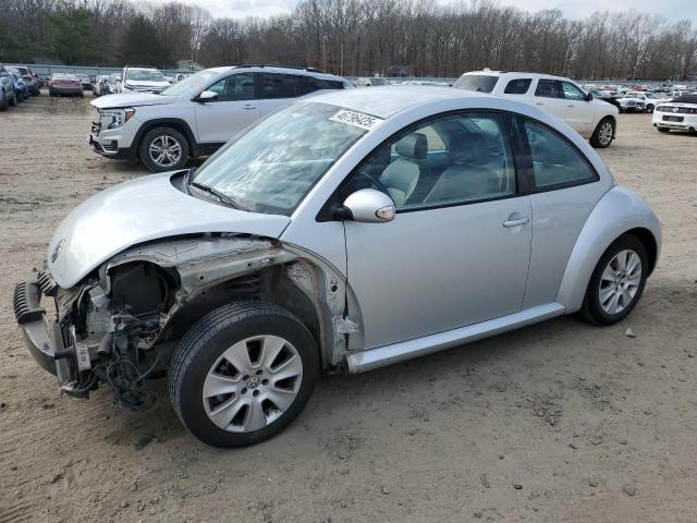 VOLKSWAGEN NEW BEETLE