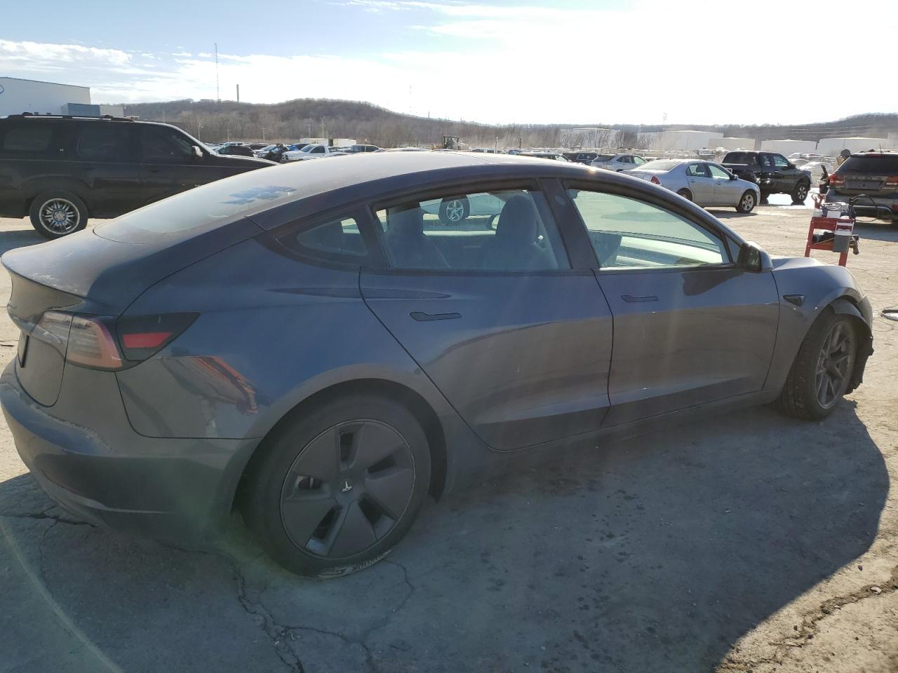Lot #3178177816 2023 TESLA MODEL 3