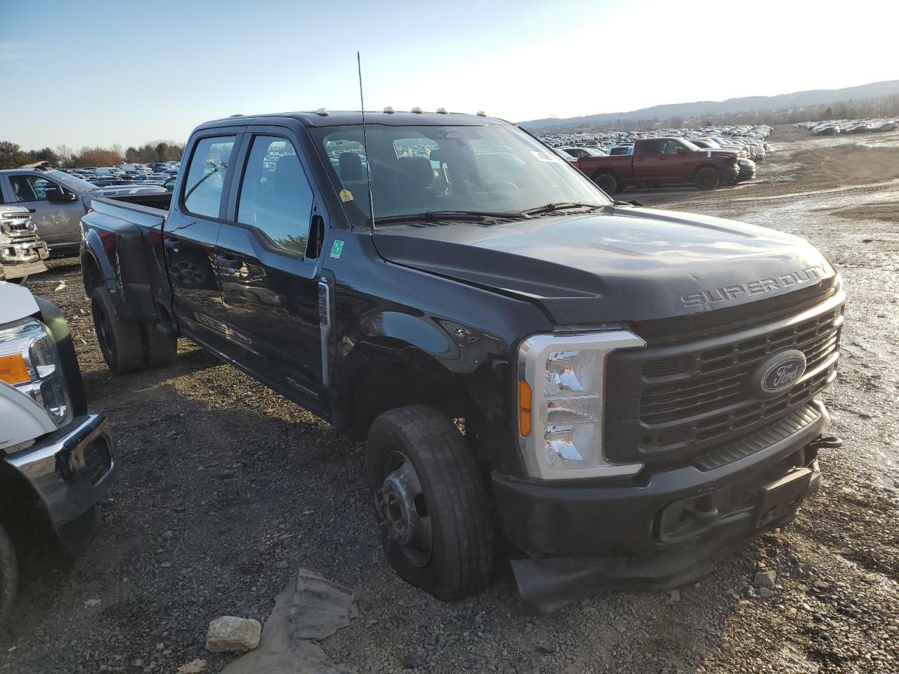 FORD F-350 SUPER DUTY