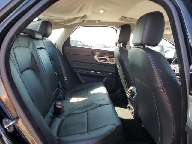 2017 JAGUAR XF SAJBR4BV3HCY26755