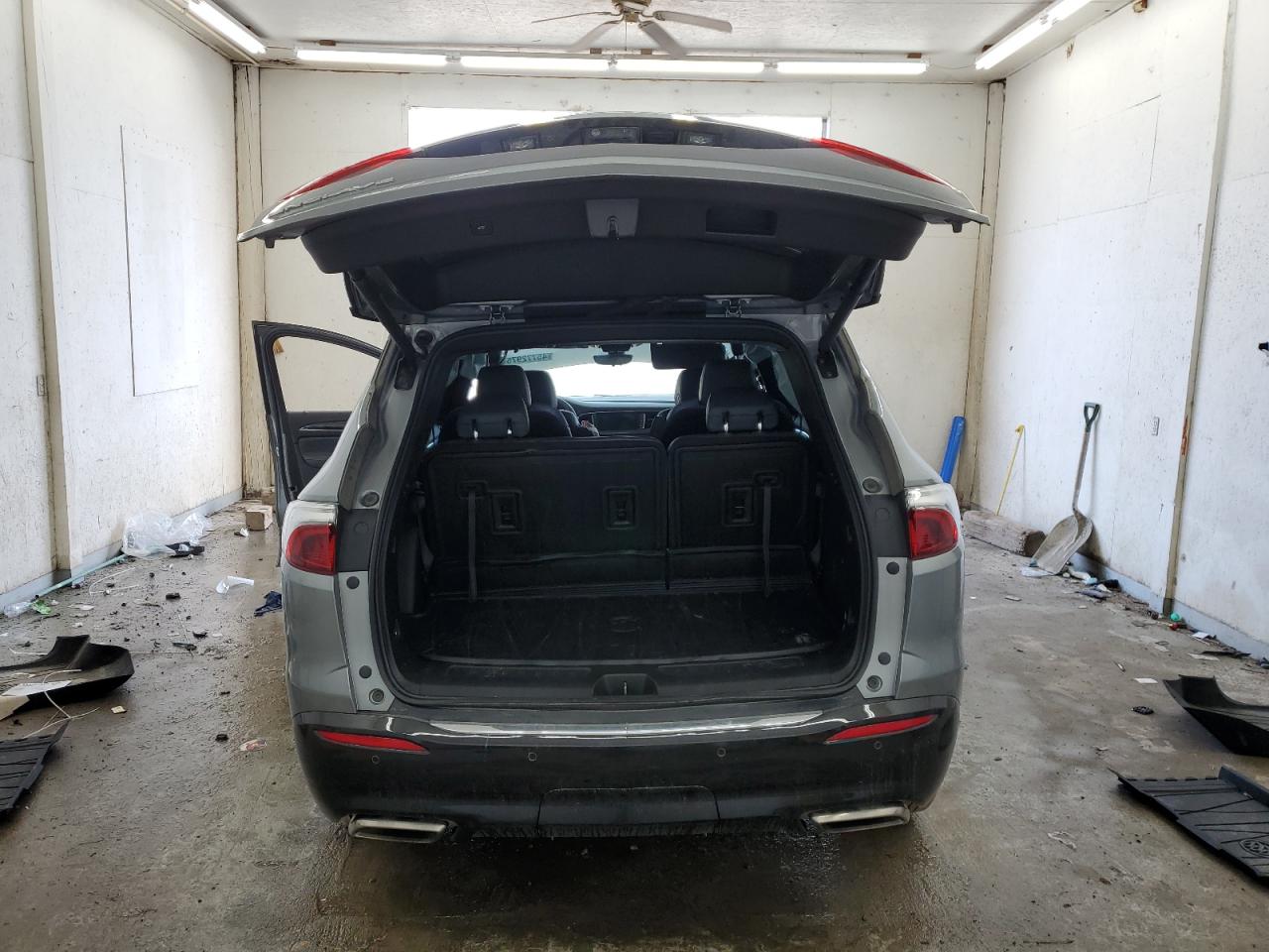 BUICK ENCLAVE ESSENCE