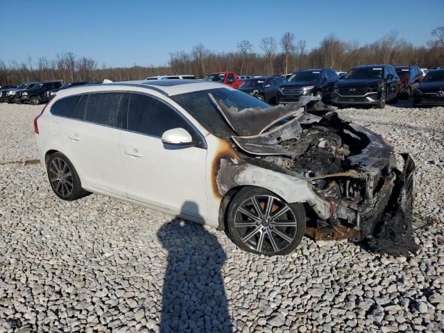 Vin: yv140mek9f1224822, lot: 50625155, volvo v60 premier 20154