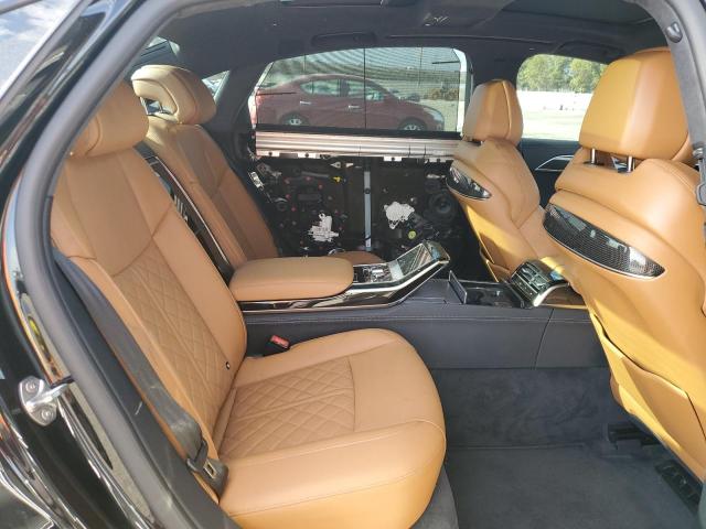 2022 AUDI S8 WAULSBF82NN006809