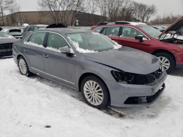 2017 VOLKSWAGEN PASSAT SE - 1VWBT7A34HC082310