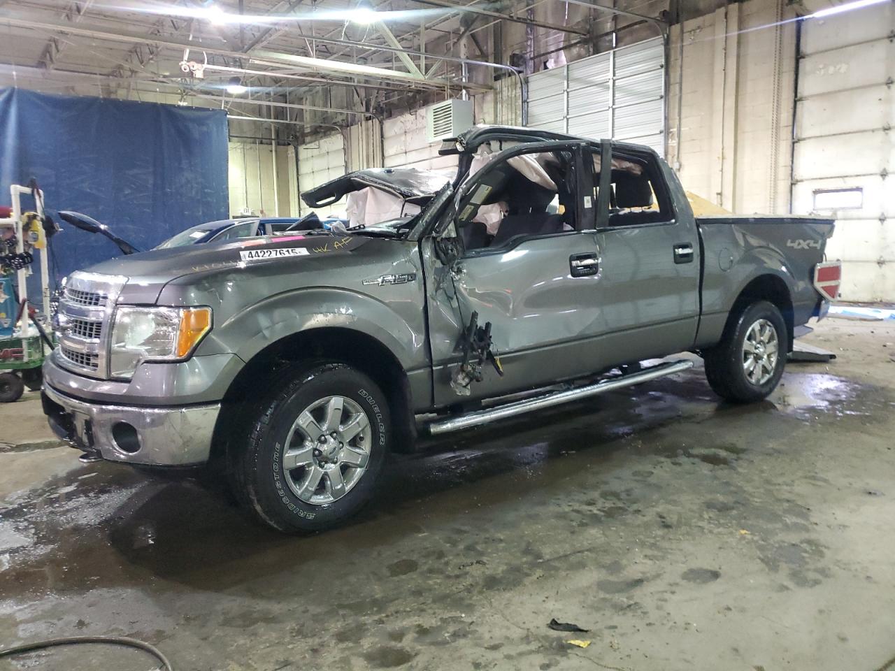 FORD F-150 SUPERCREW