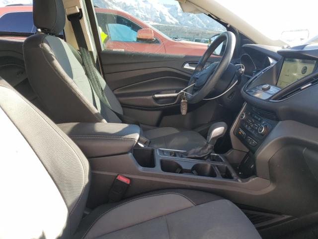 2019 FORD ESCAPE SE 1FMCU9GD0KUB39180