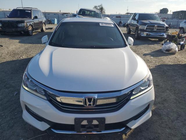 2017 HONDA ACCORD-V6 1HGCR3F88HA026404