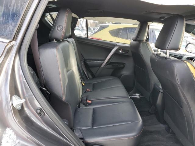 2016 TOYOTA RAV4 SE - JTMJFREVXGJ081315