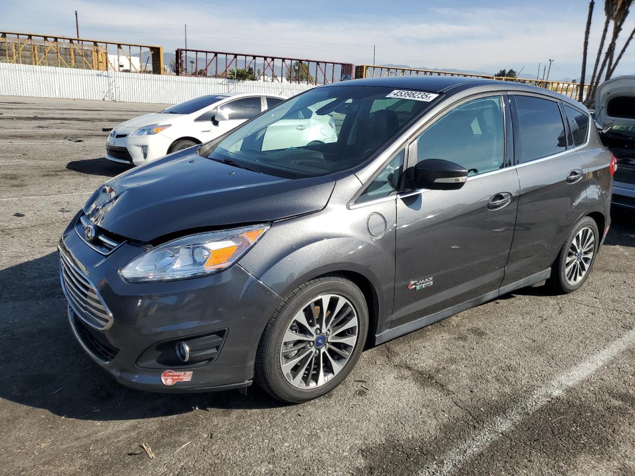 1FADP5FU4HL112367 FORD C-MAX TITA 2017