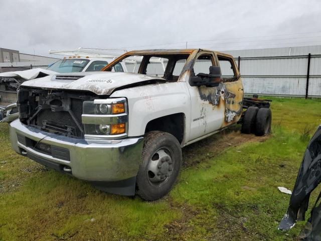 CHEVROLET SILVERADO 2019 white  diesel 1GC4KVCY5KF208627 photo #1