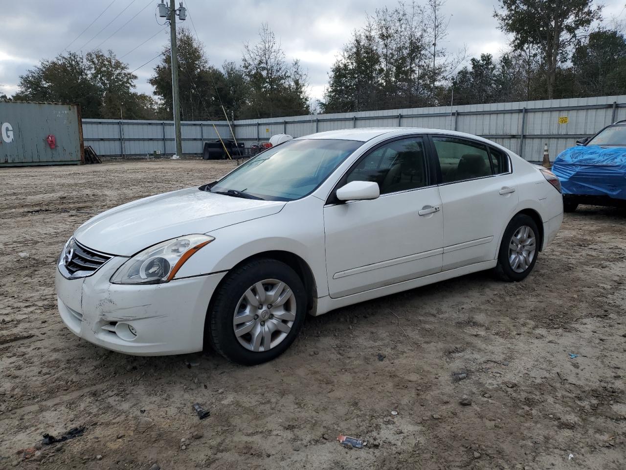 NISSAN ALTIMA BASE