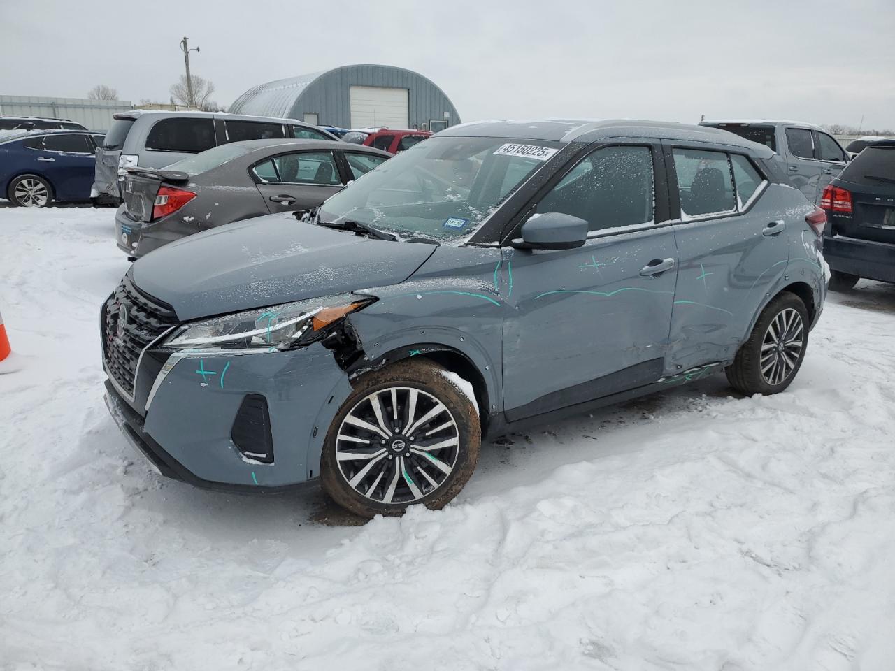NISSAN KICKS SV