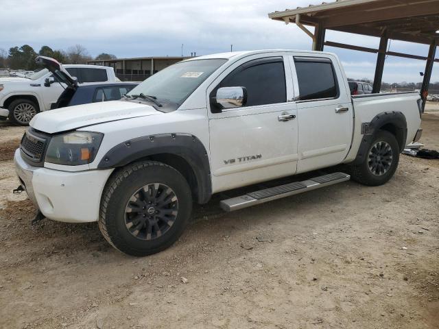 NISSAN TITAN S