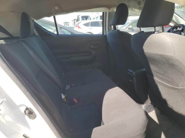 2018 TOYOTA PRIUS C JTDKDTB32J1617336
