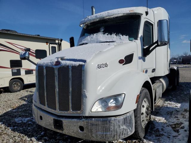 PETERBILT 579 2016 white tractor diesel 1XPBDP9X1GD359686 photo #3