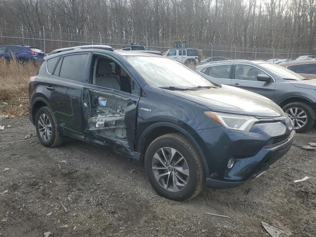 Vin: jtmrjrev9hd082246, lot: 45589455, toyota rav4 le 20174