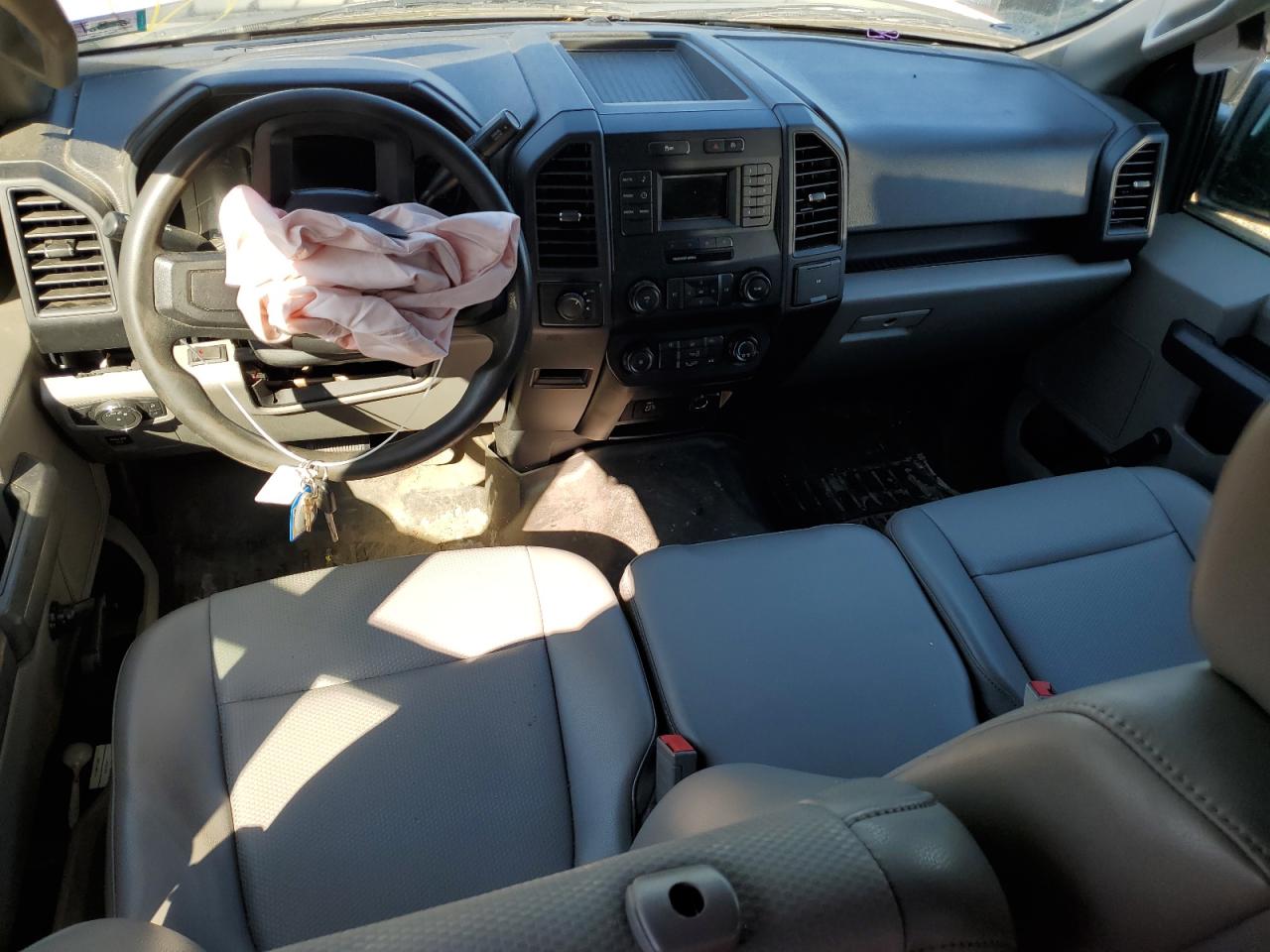 FORD F-150 SUPER CAB