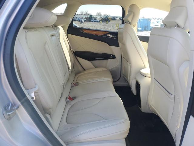 2016 LINCOLN MKC SELECT 5LMCJ2C92GUJ05019