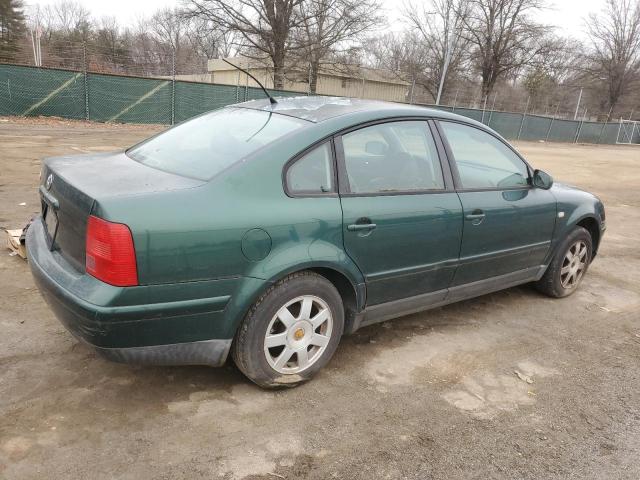 VOLKSWAGEN PASSAT GLS 2000 green sedan 4d gas WVWMA23B5YP299351 photo #4