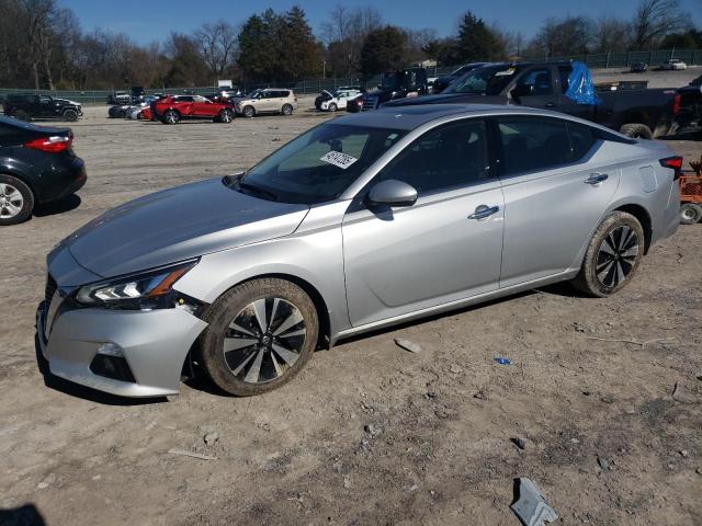 NISSAN ALTIMA SV
