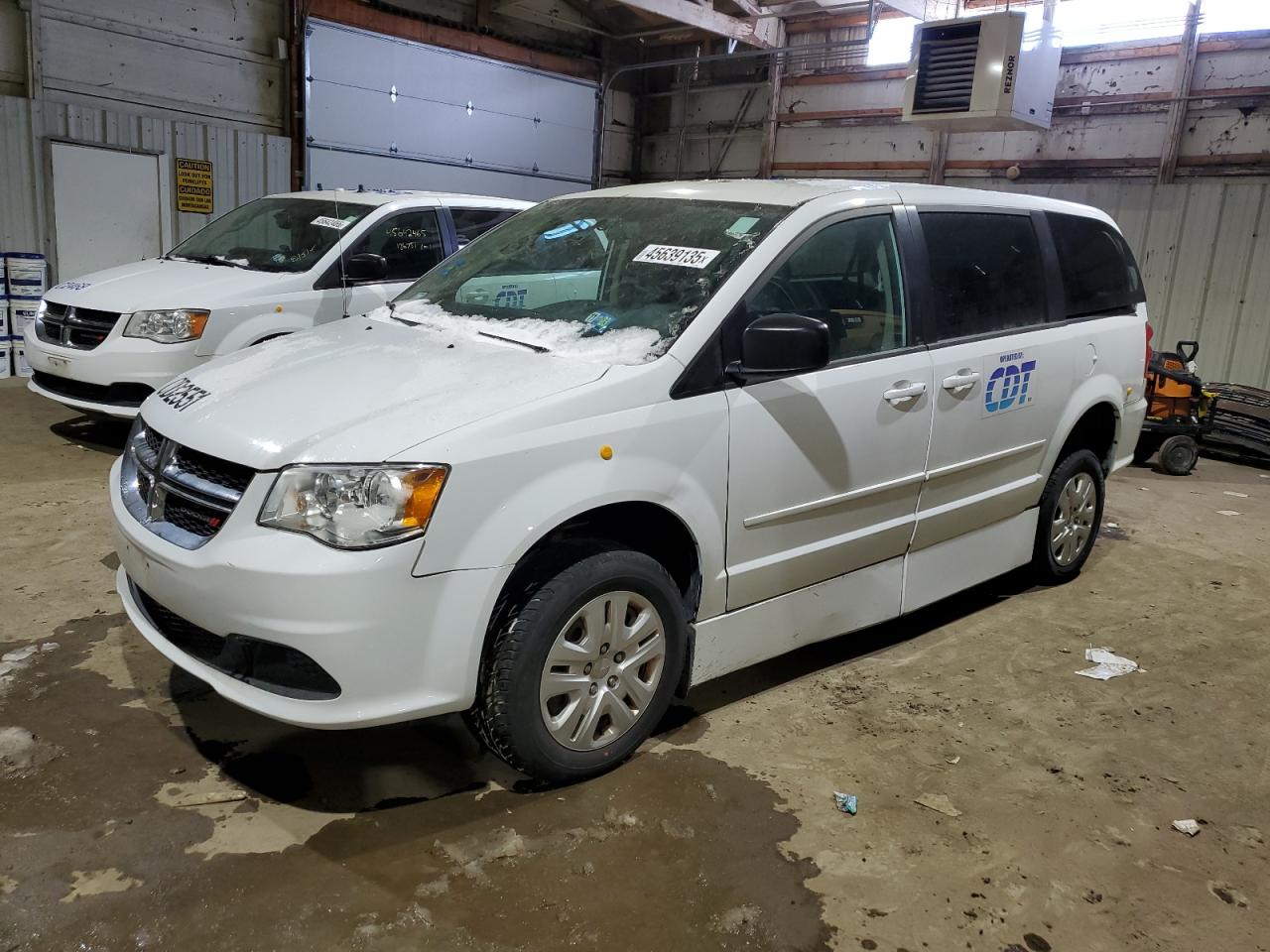  Salvage Dodge Caravan