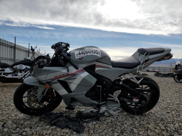 2025 HONDA CBR 600 JH2PC40H9SK200294