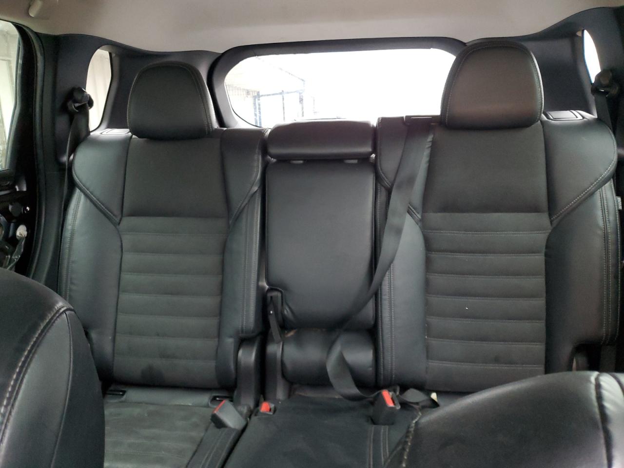 MITSUBISHI OUTLANDER SE