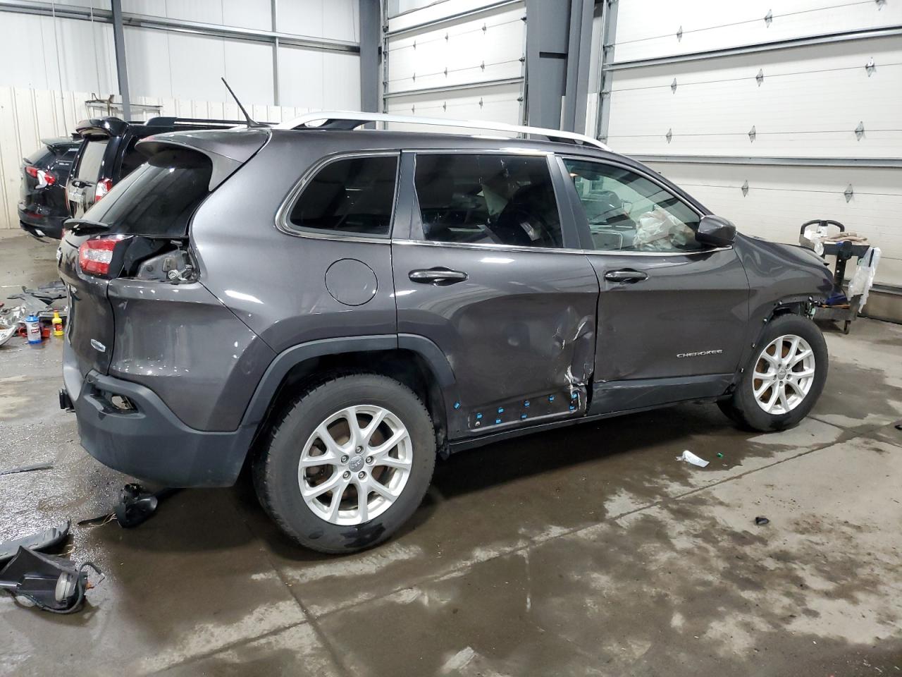 JEEP GRAND CHEROKEE LATITUDE