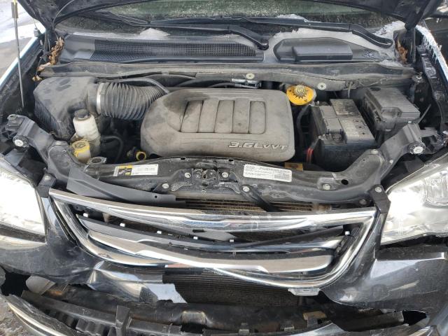 2016 CHRYSLER TOWN & COU 2C4RC1CG5GR207643