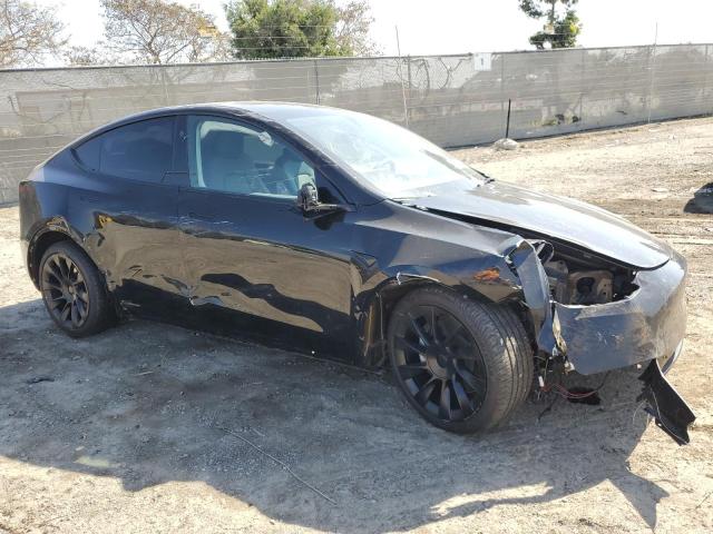 2024 TESLA MODEL Y 7SAYGDED3RF049437