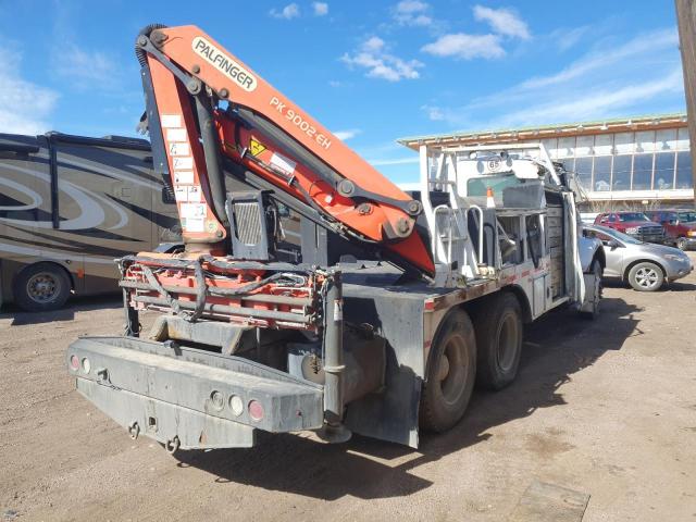 2011 KENWORTH T800 #3235901028